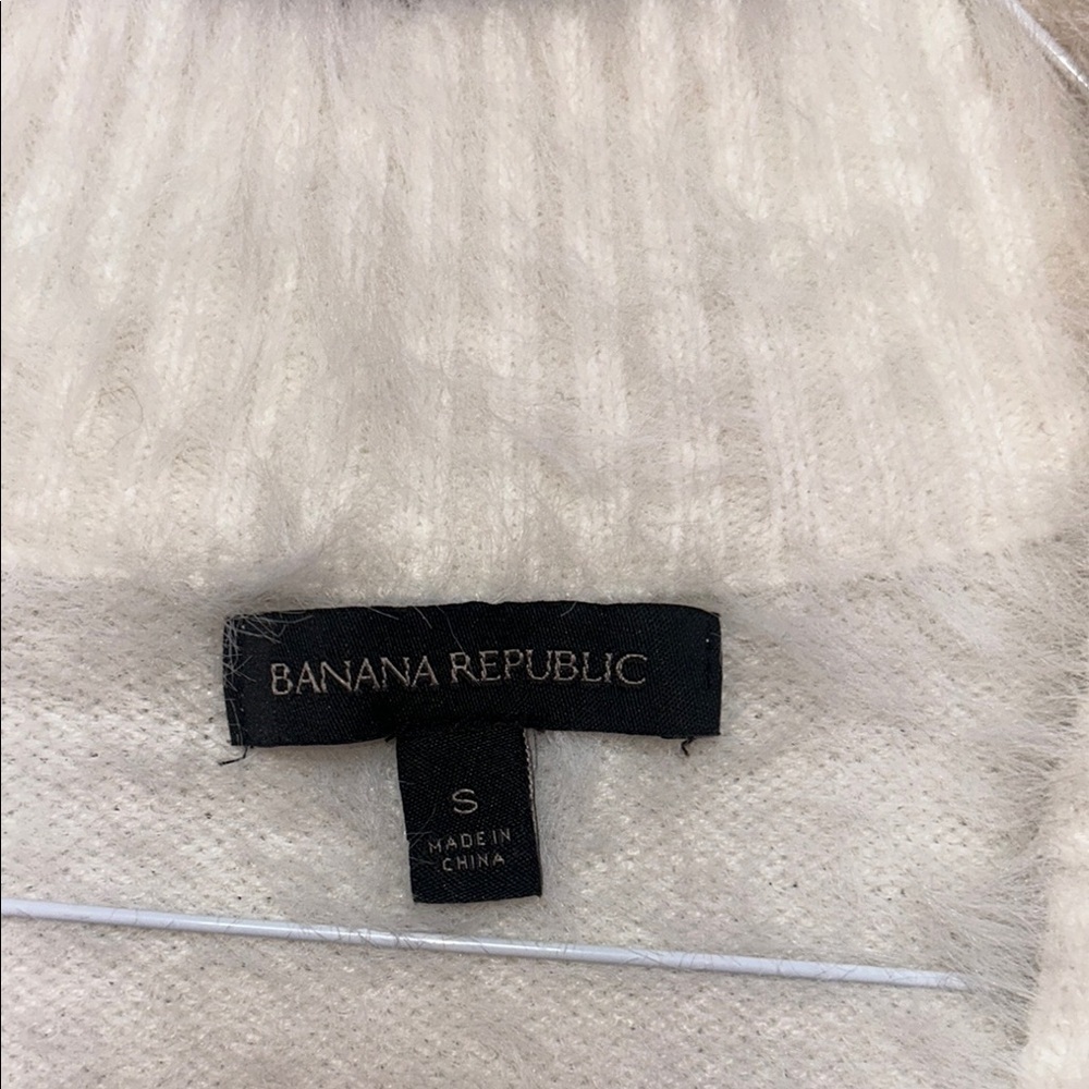 Banana Republic White Cardigan Sweater Oversized Knit - Picture 2 of 6